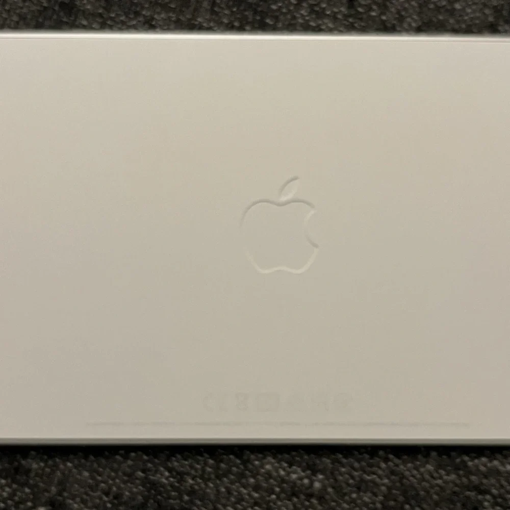 Apple Magic Keyboard 2nd Gen A2449 Wireless Bluetooth White Touch ID QWERTY